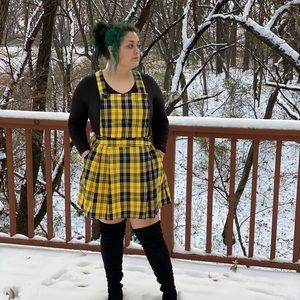 Meet your Posher, Chloe